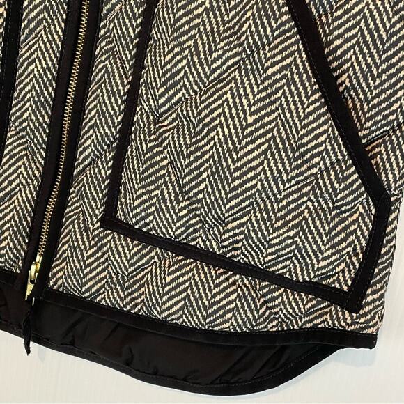 J. Crew herringbone quilted style full zip vest with pockets black trim size XS - Picture 11 of 13